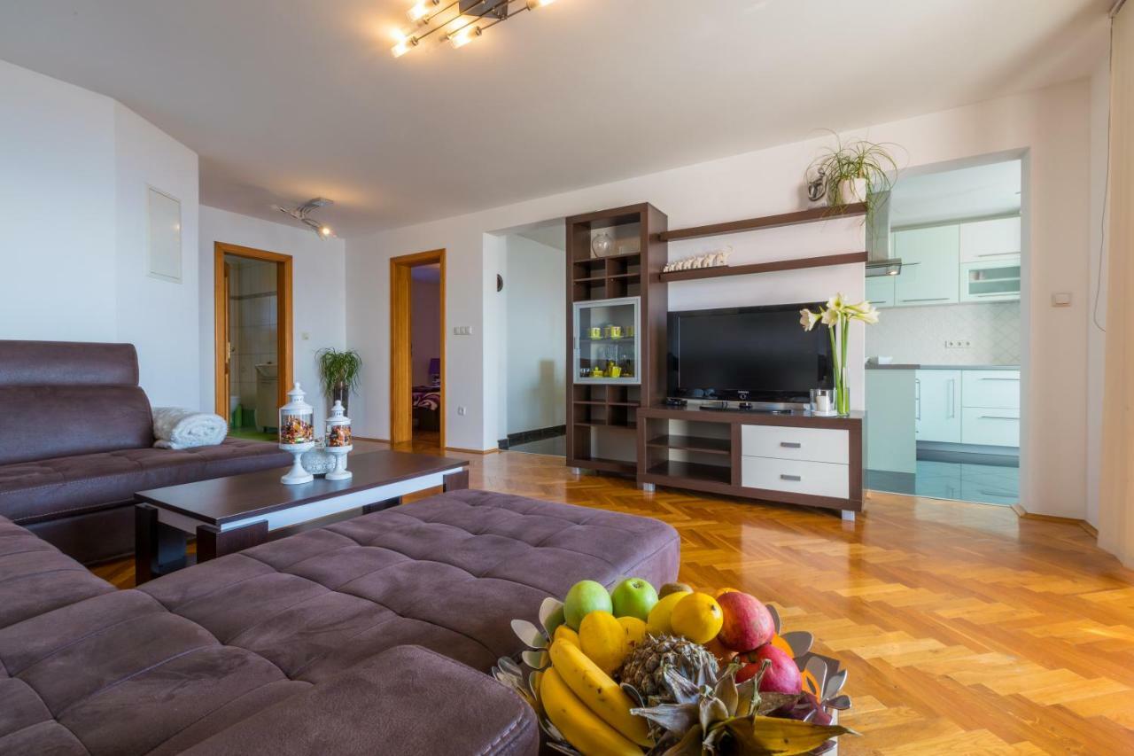 Apartmani Andjelic - Marko 1 Crikvenica Exteriör bild